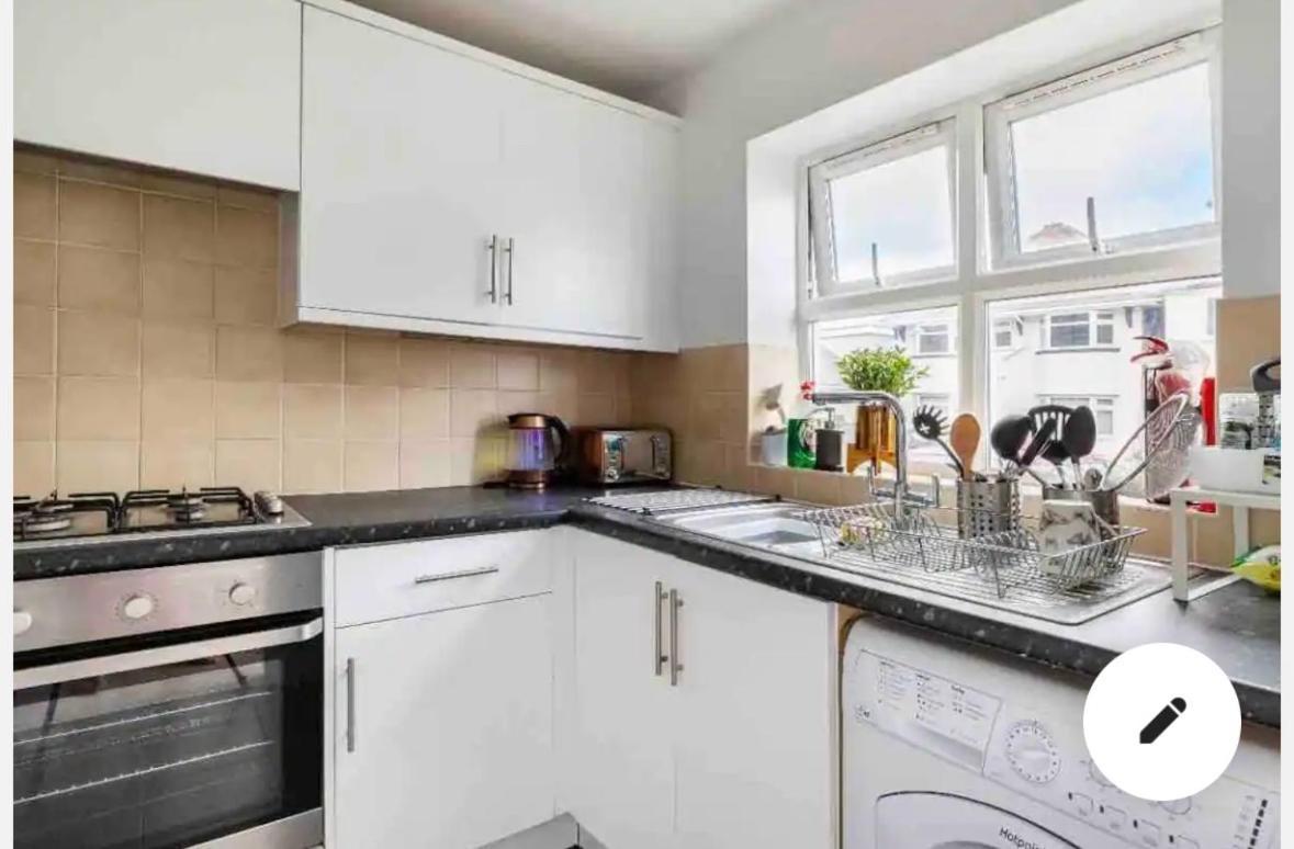Ferienwohnung Town Centre White House Bournemouth Exterior foto